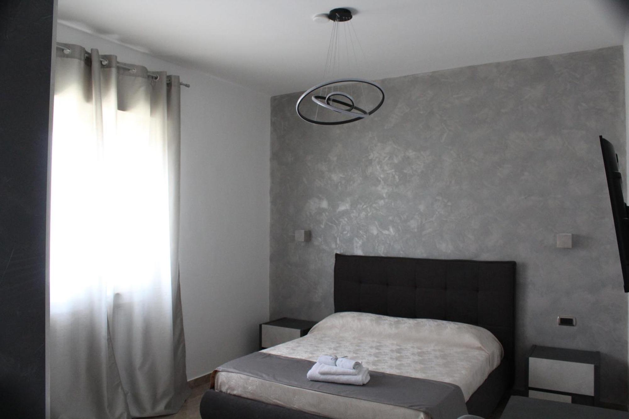 Luca'S House Bed & Breakfast Giovinazzo Exterior photo