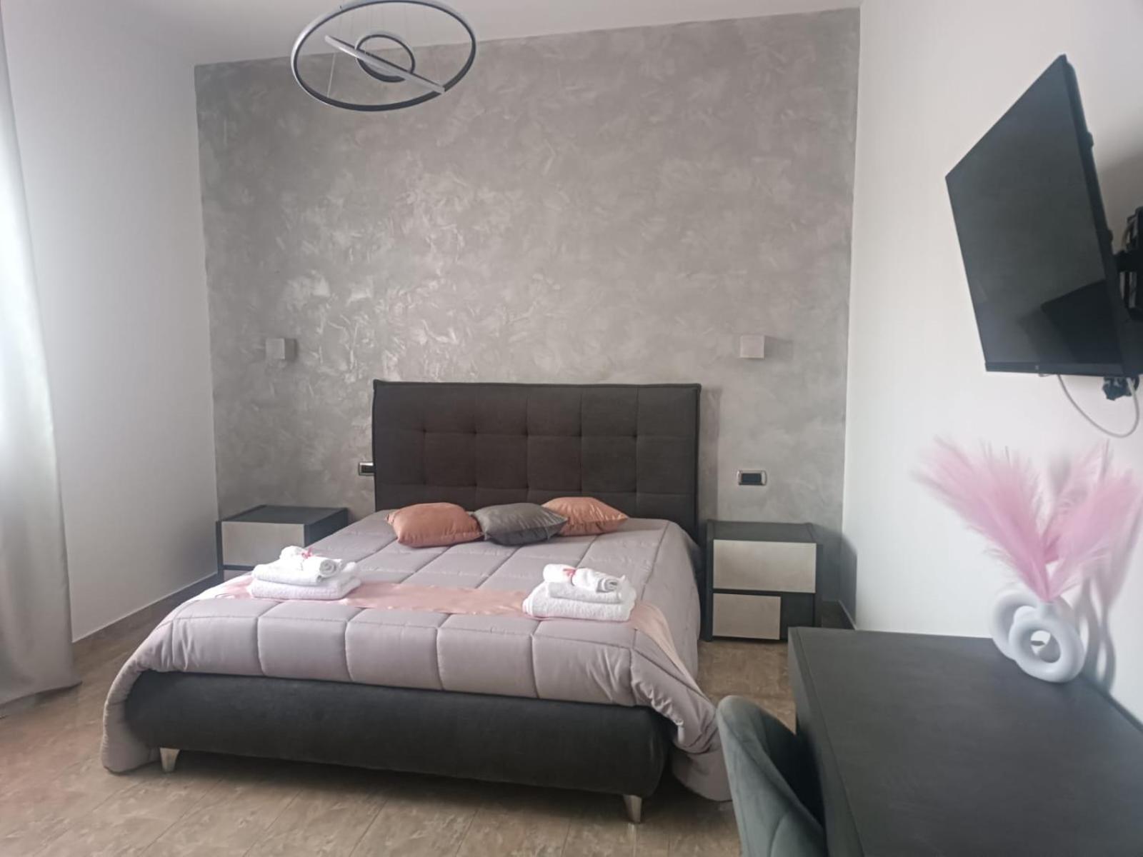 Luca'S House Bed & Breakfast Giovinazzo Exterior photo